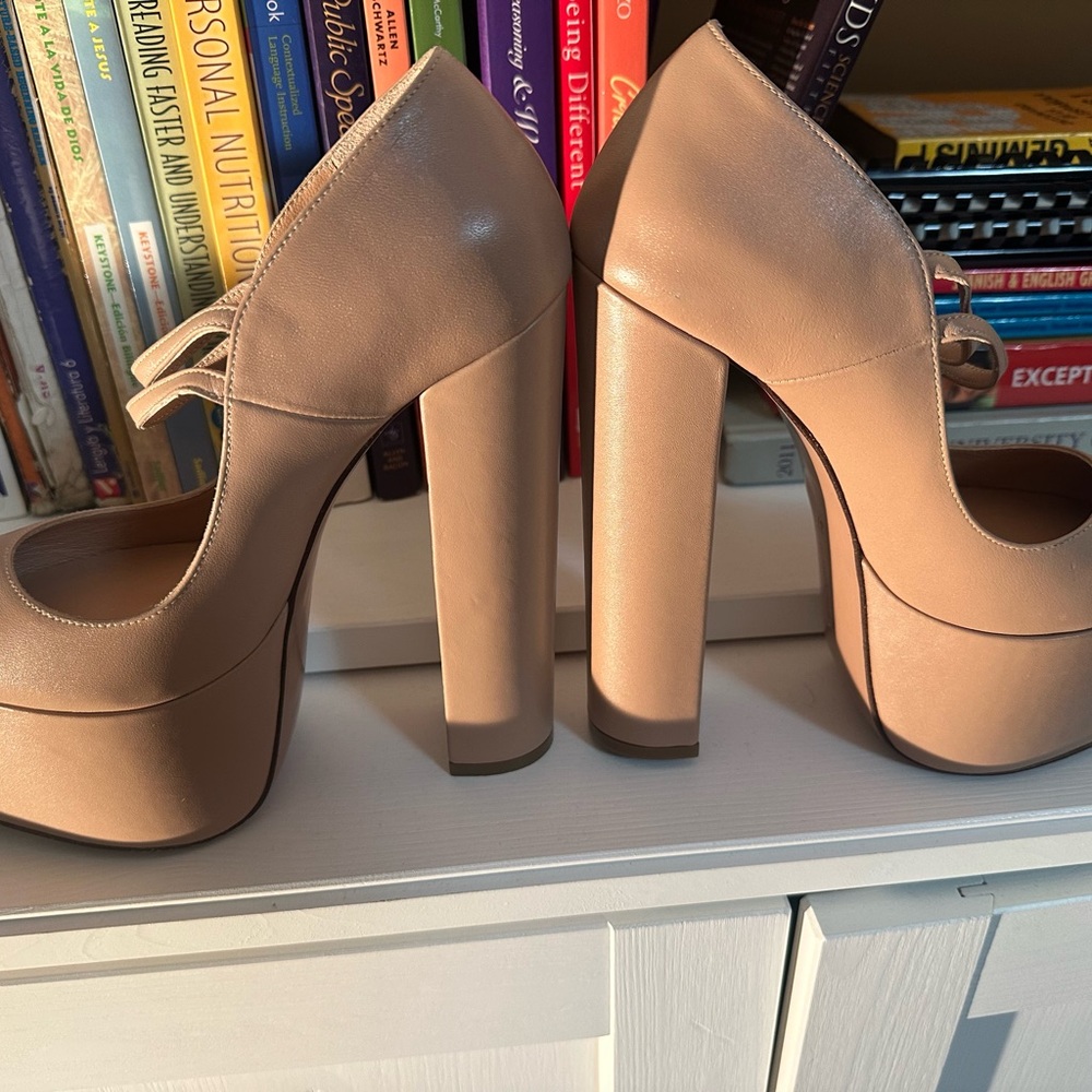 ANDREA FENZI Nude Platform Pumps - Picture 14 of 15